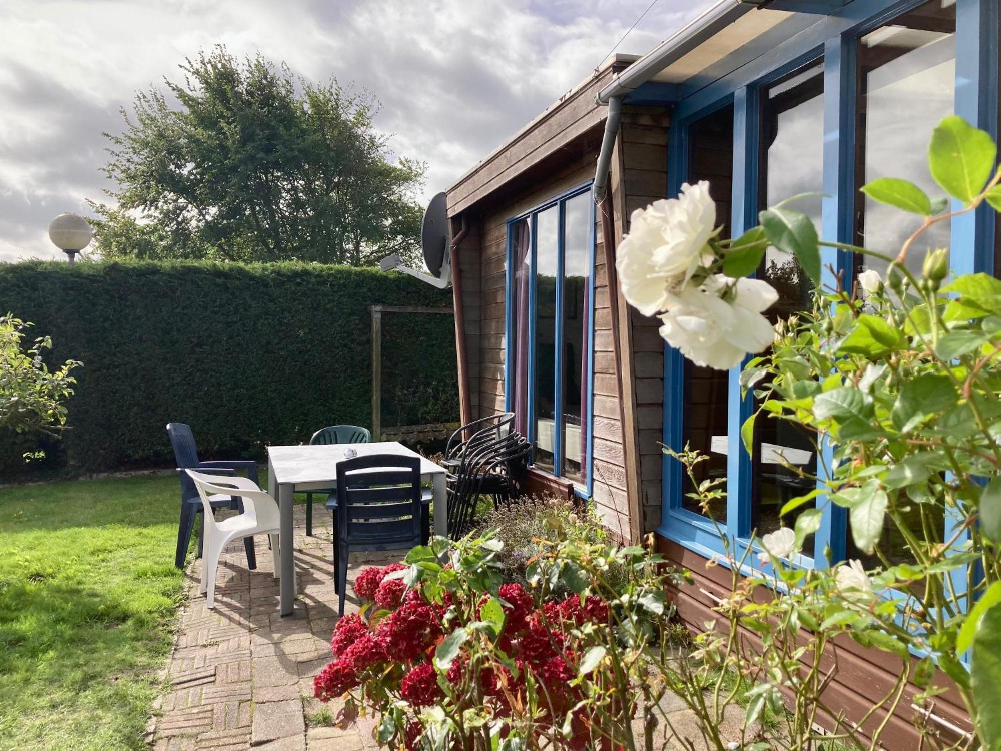 4pers House Christine w Sauna, Winter garden&fishing pier Anjum Exterior foto